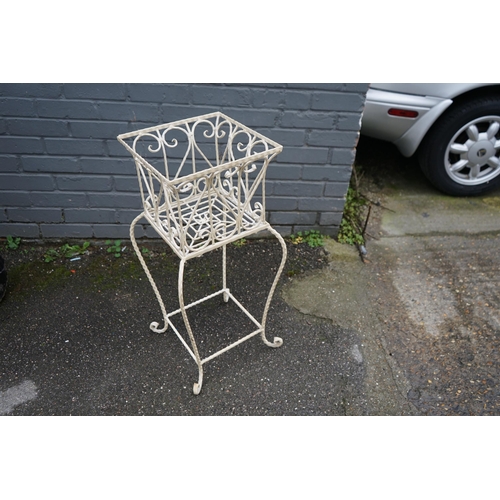 812 - Decorative Wrought Iron Planter on a Stand