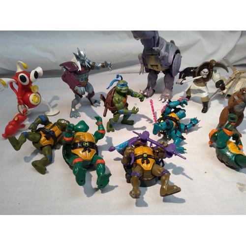 649 - Lot of Vintage Toys Including Teenage Mutant Ninja Turtles