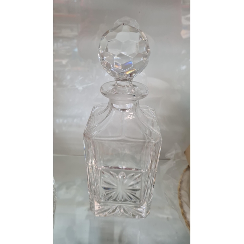 32 - A Good quality Crystal Decanter