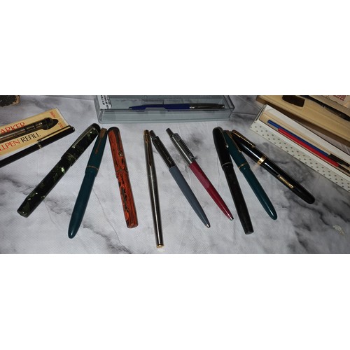 123 - Good lot of vintage pens etc including Parker, Osmiroid, Paramount, Conway Stewart, Waterman's, Ment... 