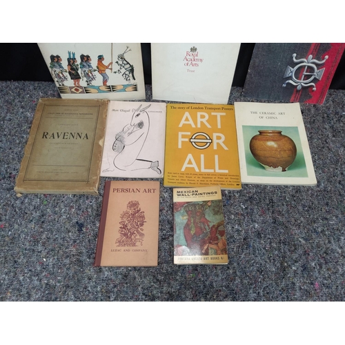 326 - Lot of Good Art Related Books