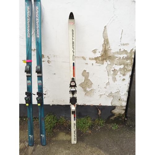 378 - Lot of Vintage Skis