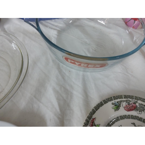 480 - Lot of Good Quality Kitchenware incl. Pryex