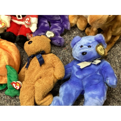 454 - Good Collection of TY Beanie Baby Bears