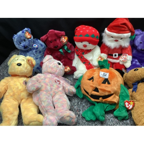 454 - Good Collection of TY Beanie Baby Bears