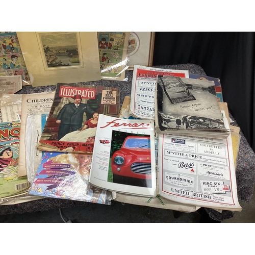 611 - Large Ephemera Lot to include 1930s Magazines etc