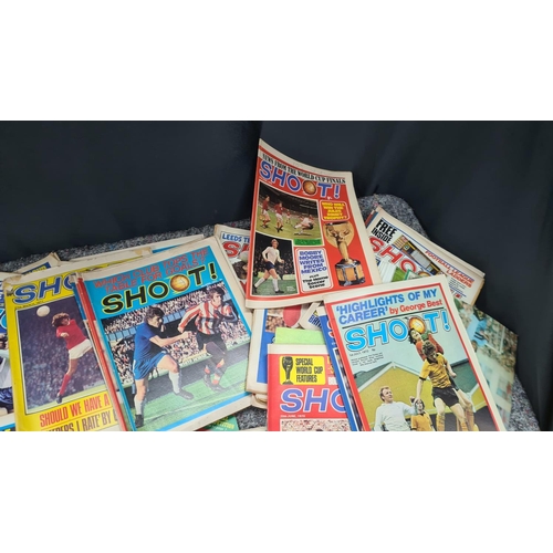 259 - Large Lot of Vintage Shoot Football Magazines