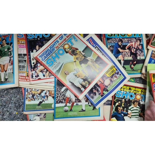 259 - Large Lot of Vintage Shoot Football Magazines