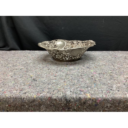 272 - Decorative Silver Plated 30cm Fruit Bowl