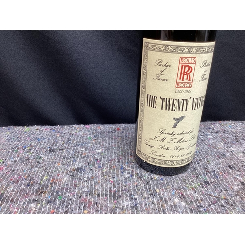 324 - 1 Bottle
Rolls Royce
The Twenty Vintage
Specially Selected for FMF Motors Ltd
Vintage Rolls Royce Sp... 