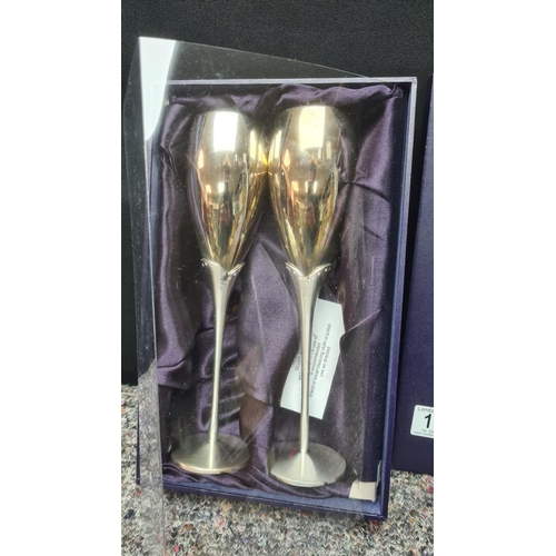 100 - Unused Modern Pair of Silver Plated Flutes