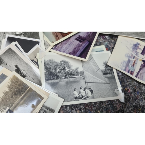 115 - Good Lot of Old Black and White Photographs