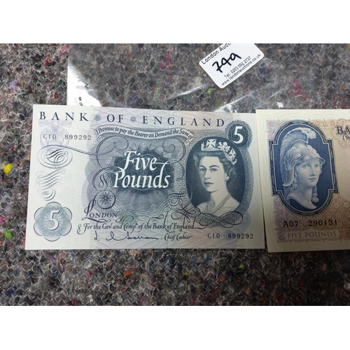 74A - 2 £5 Notes- Near Uncirculated