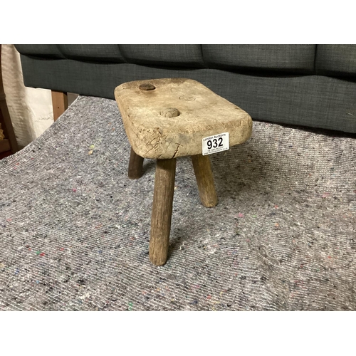 932 - Antique Rustic Milking Stool