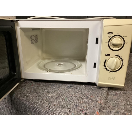 937 - Microwave Working