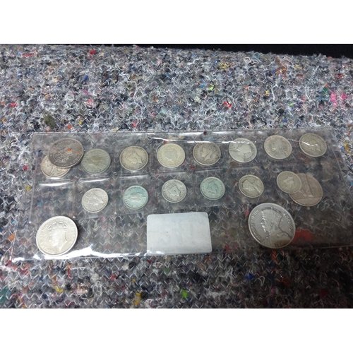 241 - Lot of Pre 1946 Southern Rhodesian Coins incl. 1 x 2Shillings, 3x 1 Shillings, 8x 6 Pence plus more