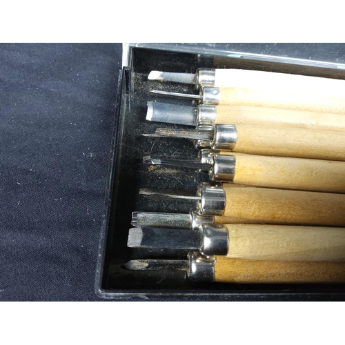 Good lot of Miniature Chisels