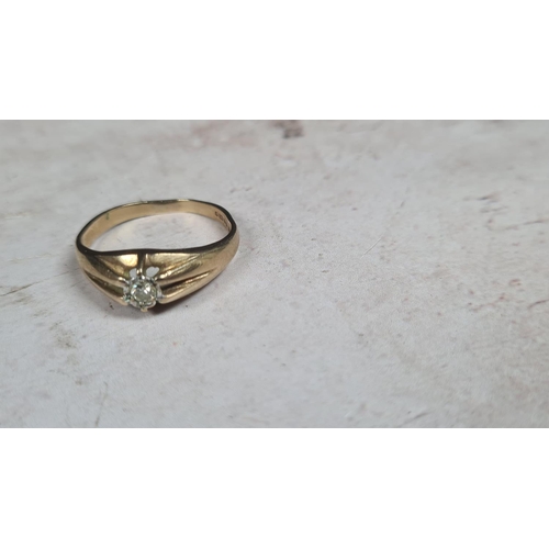 103 - 9ct Gold and Diamond Ring (3.1g) Size U