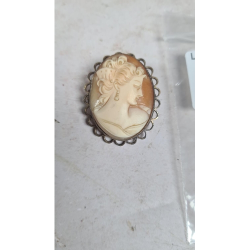 79 - Silver Cameo Brooch