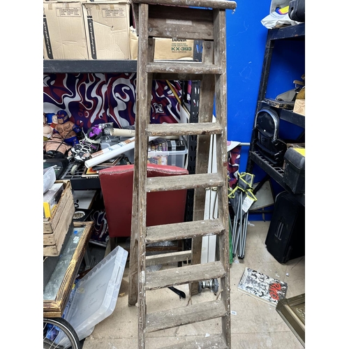 997 - Vintage Set of Wooden Ladders