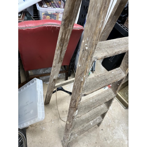 997 - Vintage Set of Wooden Ladders