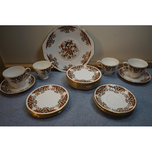 210 - Colclough Royale Tea Set