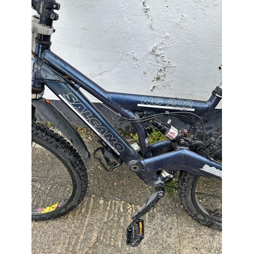 344 - Salcano NG202 Bicycle in Good Condition and good Working Order