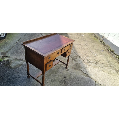 486 - Leather Top Desk