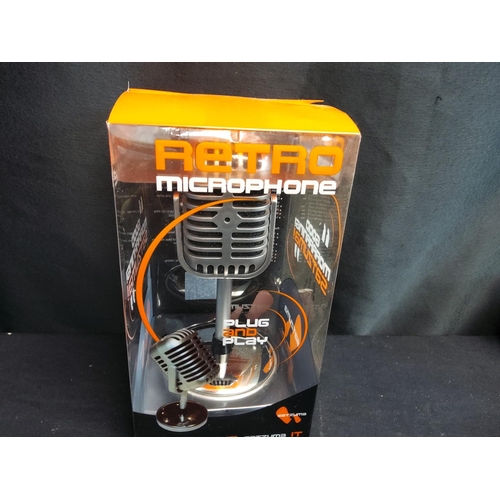 491 - Retro Microphone Speaker by Satzuma