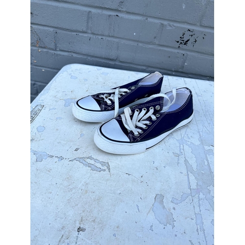 565 - New Pair of Converse Trainers Size 37