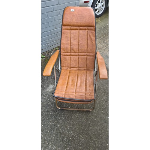 195 - Mid Century Italian Faux Leather Deck Chair/Recliner Lounge Chair