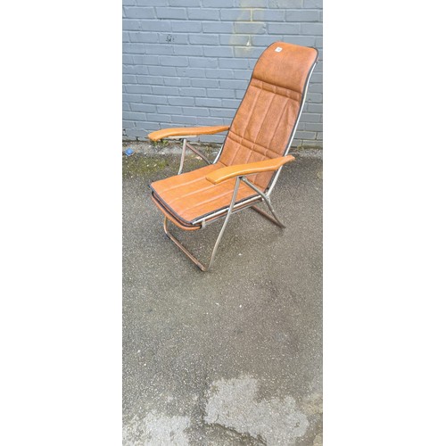 195 - Mid Century Italian Faux Leather Deck Chair/Recliner Lounge Chair