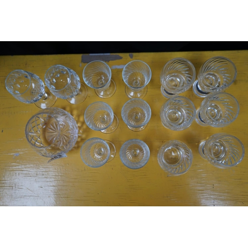 483 - Collection of Vintage Crystal & Glass