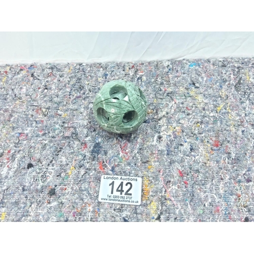 142 - Jade Puzzle Ball
