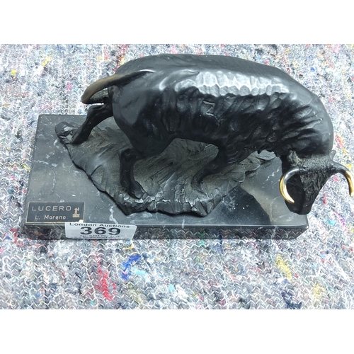 369 - Luis Moreno: A Vintage Bronze Sculpture of a Bull on a Marble Base