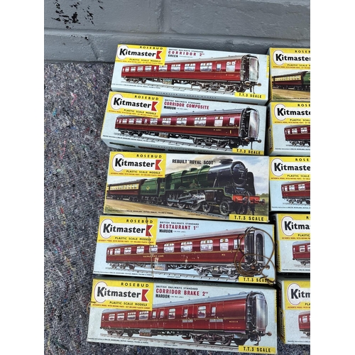 516 - Lot Unbuilt Rosebud Kitmaster TT3 Scale Railway Carriage Models