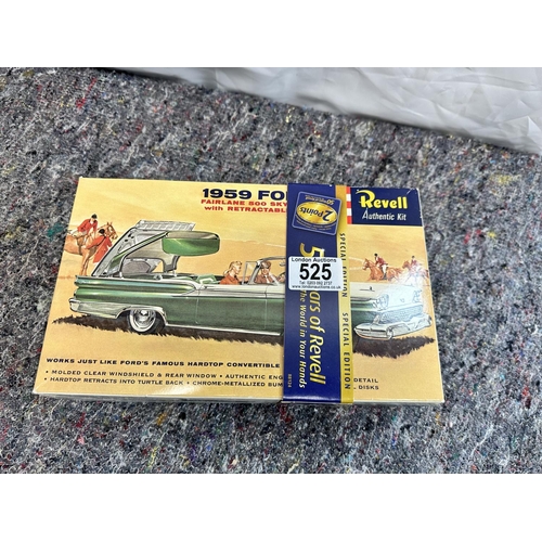 525 - Revell 1959 Ford Fairlane 500 Skyliner Modelling Kit Special Edition (unused)