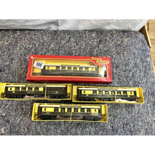 586 - Triang Railways South Wales Pullman Set (Boxed)