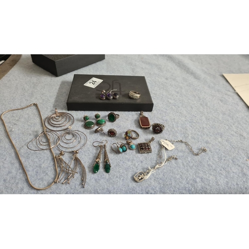 24 - Good Joblot of Assorted Silver Jewellery (123g)