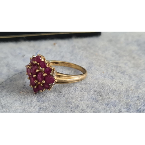 31 - 9ct Gold & Ruby Ring 3.2g Size N