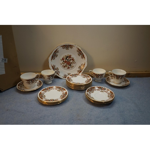 785 - Colclough Royale Tea Set