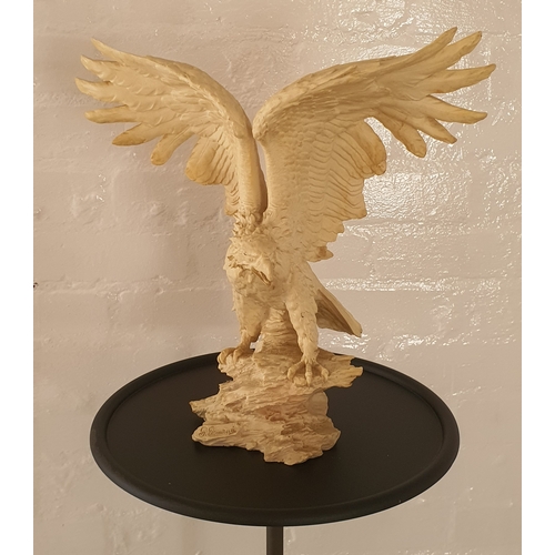 34 - Nice Eagle Sculpture / statue - Signed to base