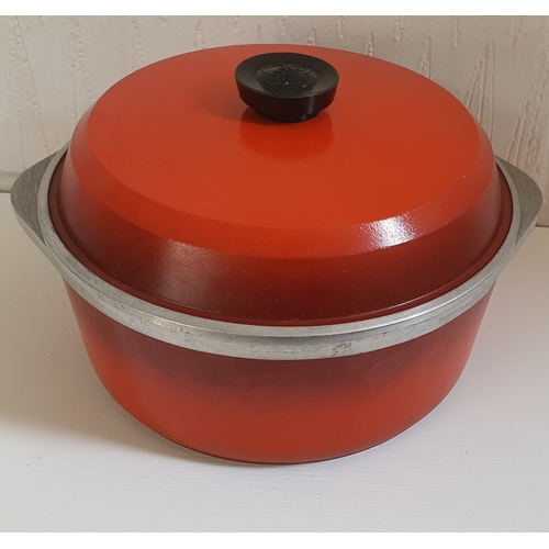 68 - Vintage club cookware stock pot with lid