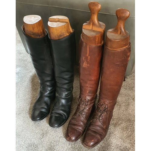 23 - 2x pairs of old hunting / military boots with vintage wooden boot trees