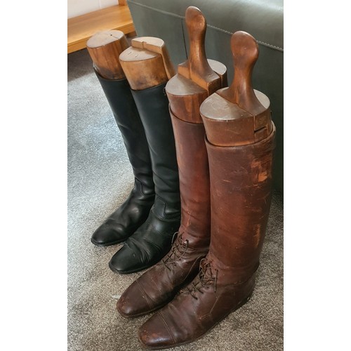 23 - 2x pairs of old hunting / military boots with vintage wooden boot trees