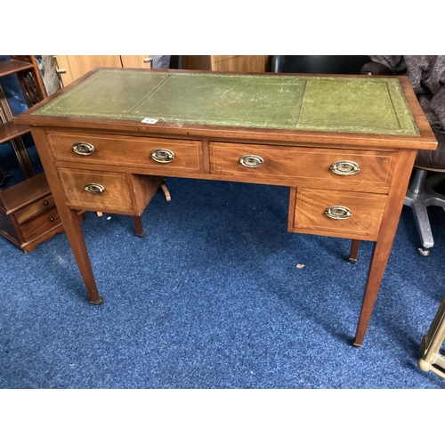 666 - 19th Century Mahogany Leather Top Writing Desk