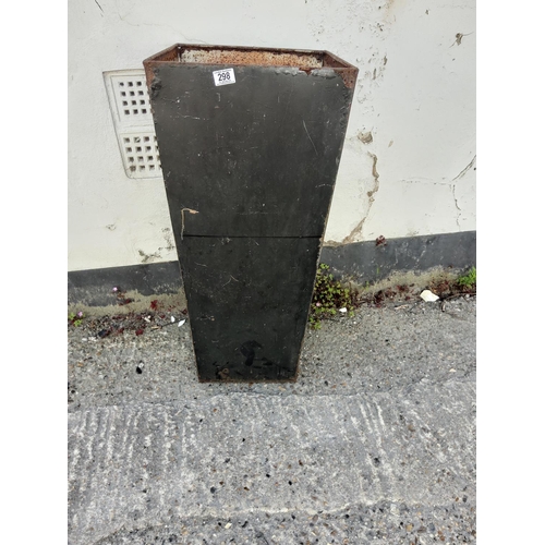 667 - Large Floor Standing Metal Planter