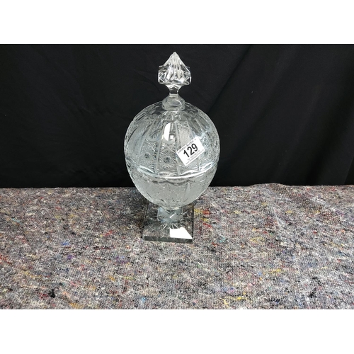 129 - Very Good Quality Crystal Pedestal Bon Bon Jar