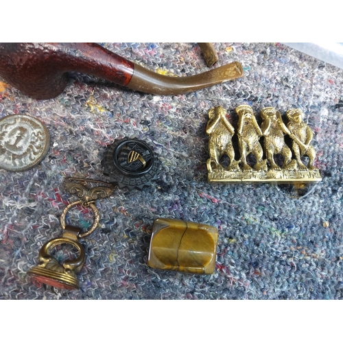 154 - Small Lot of Interesting Items incl. Pipes