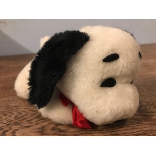 597 - 2 1950s Snoopy Toys